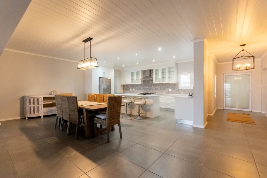 4 Bedroom Property for Sale in Myburgh Park Western Cape